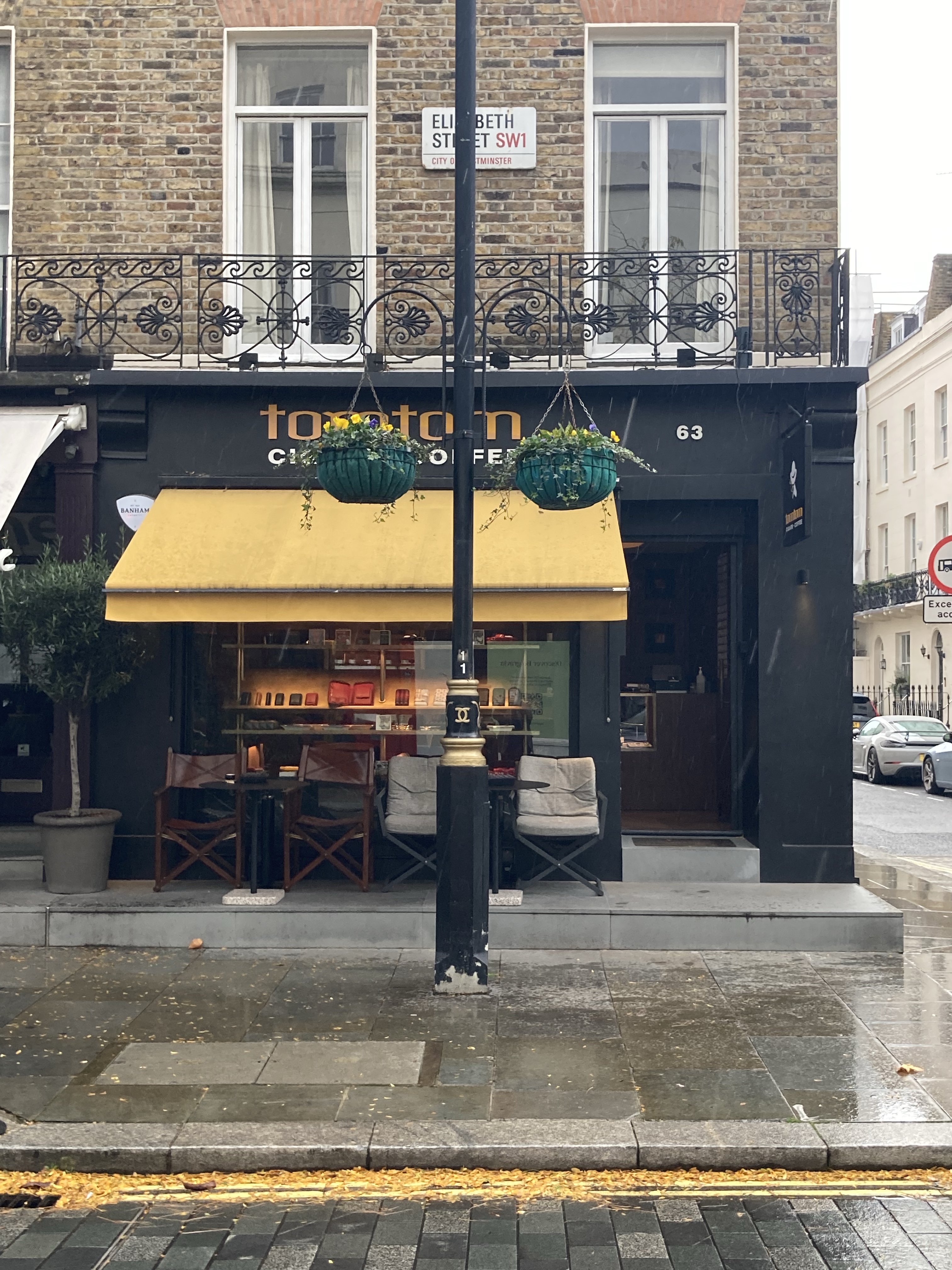 Tomtom Cigars & Coffee, Belgravia, London
