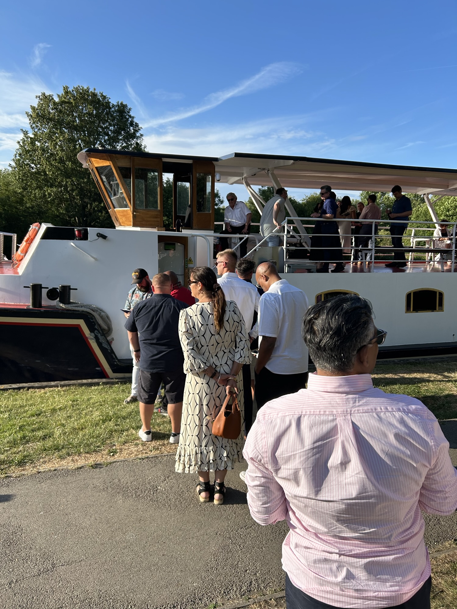 Celebrating 20 years of the Windsor Cigar Cruise: An unforgettable evening of cigars on the River Thames