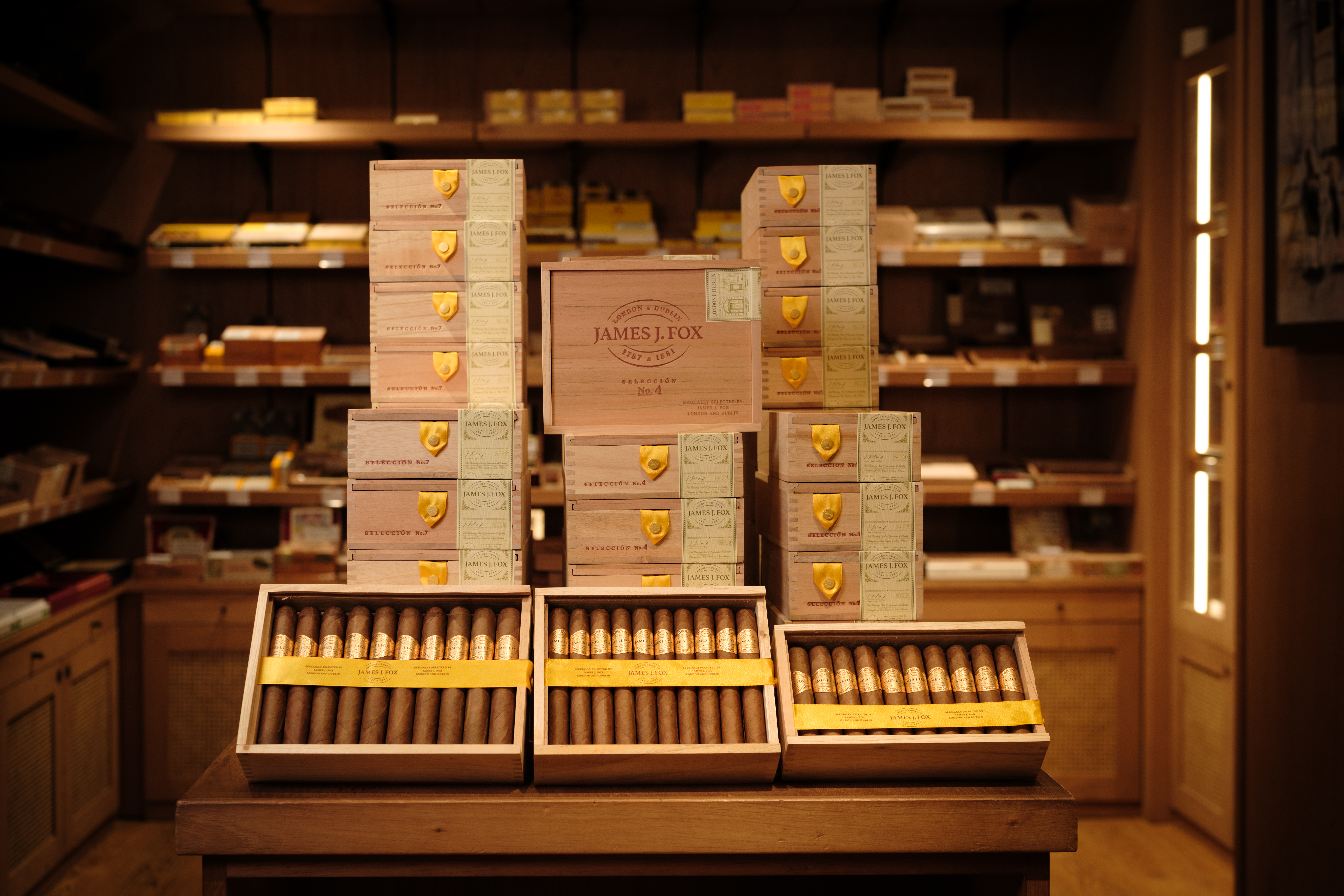 James J. Fox unveils new Selecciรณn cigar range for UK and Ireland